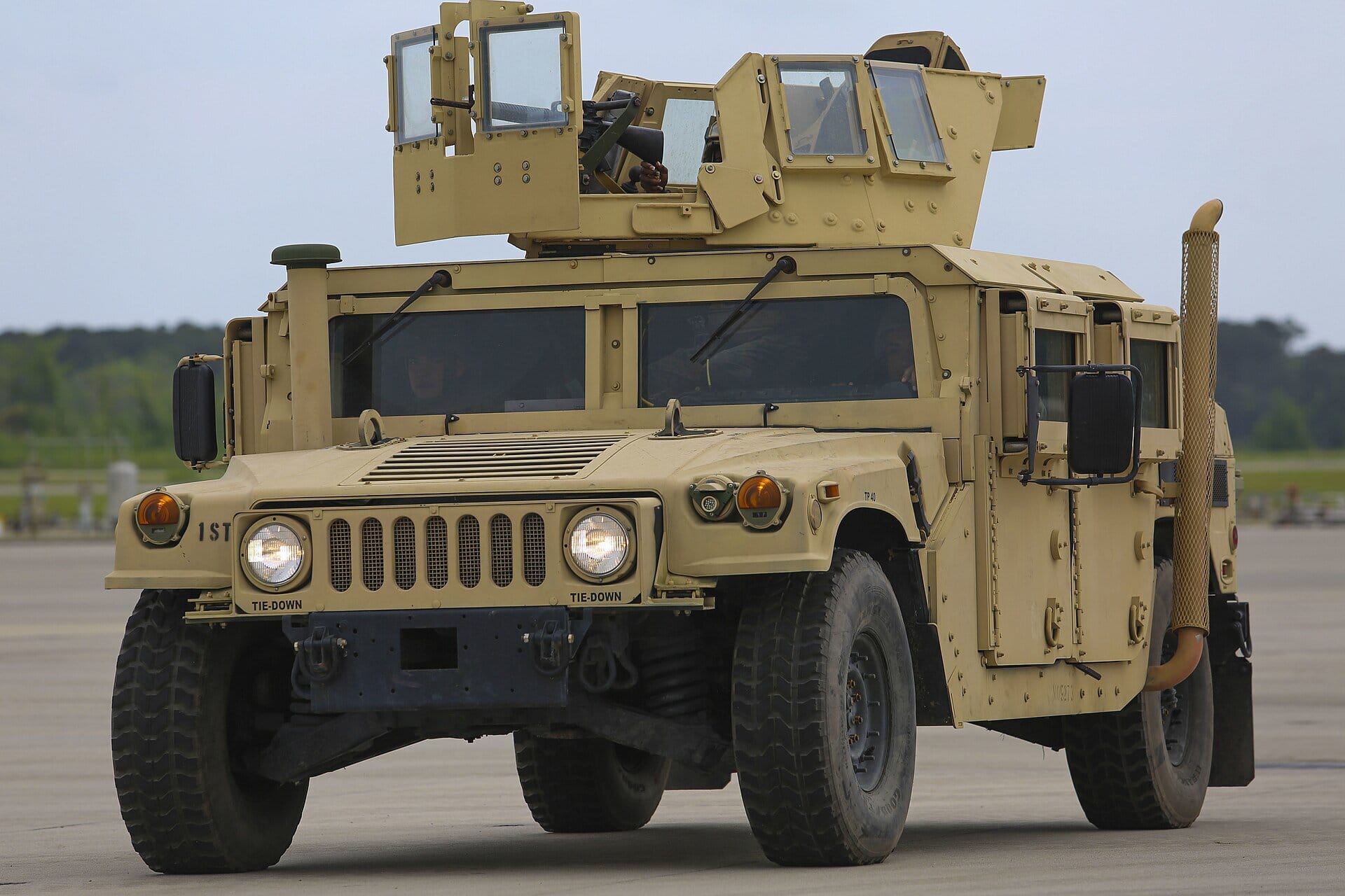 Запчастини для HMMWV